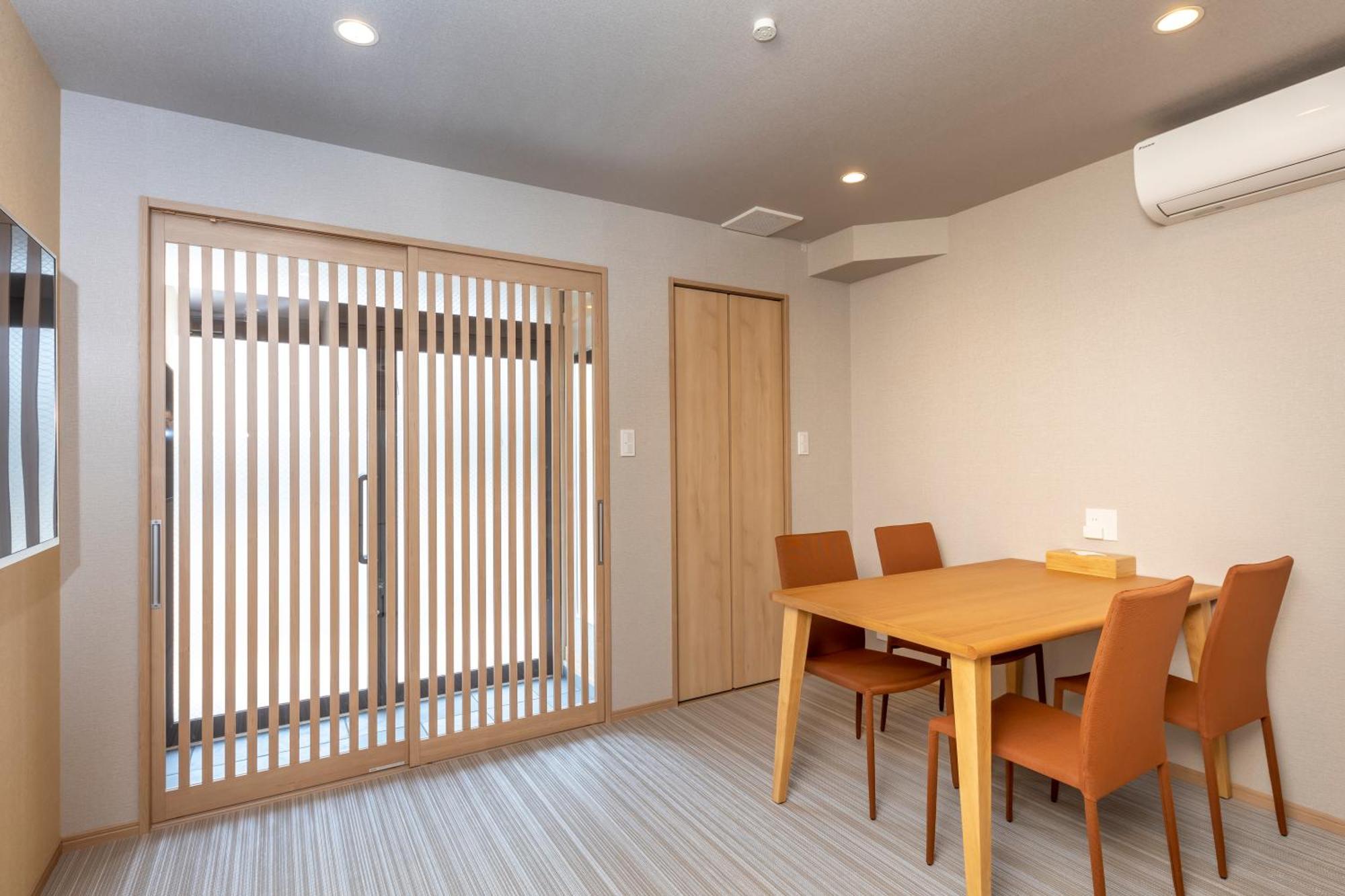 Kyoto Takatsuji Rose Heights Hotel Exterior photo