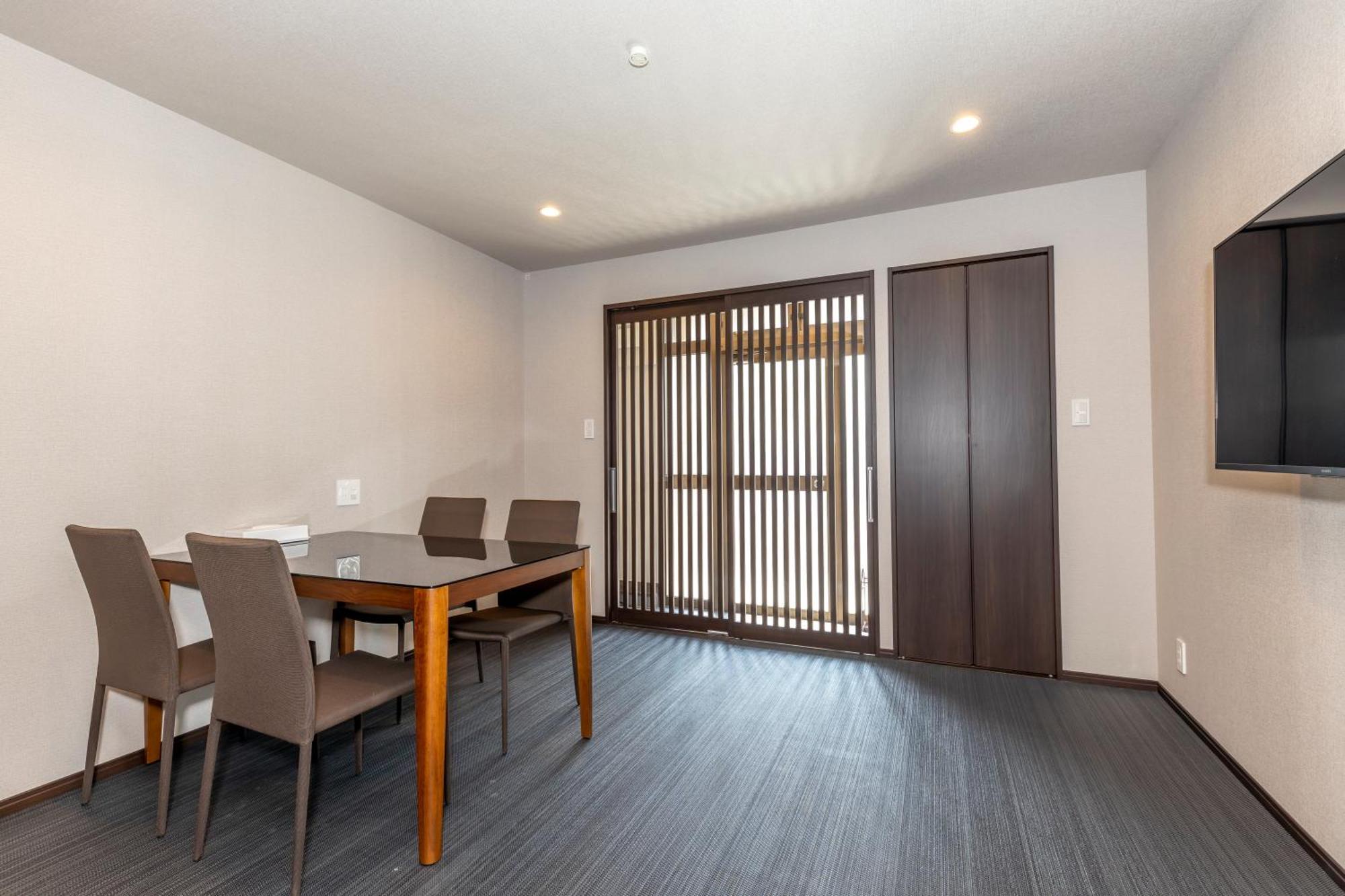 Kyoto Takatsuji Rose Heights Hotel Exterior photo